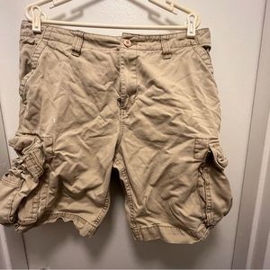 Old Navy cargo shorts size 36 khaki